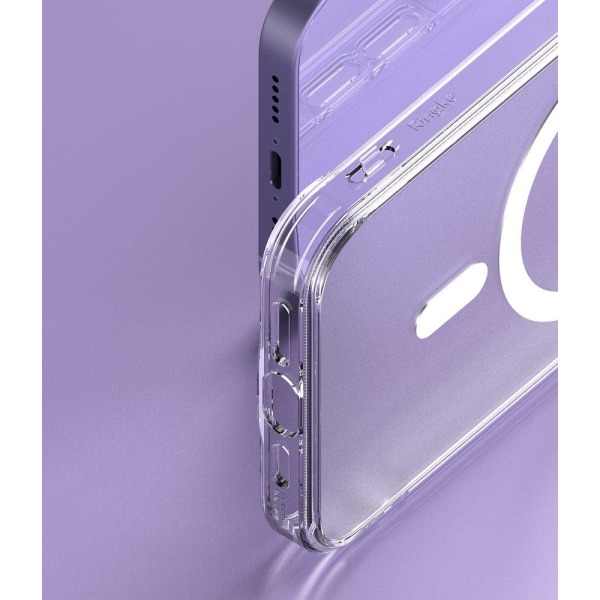 Ringke Fusion Magnetic iPhone 13 - Matte Clear Transparent