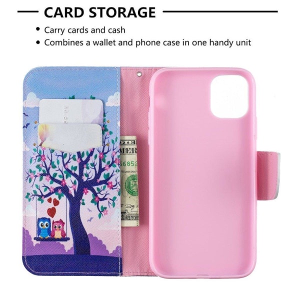 Wonderland iPhone 11 flip etui - Par Ugler Og Træ Multicolor