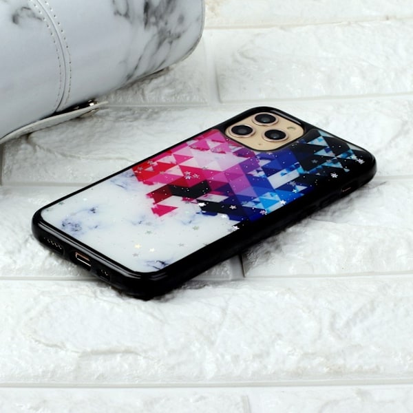 Marble design iPhone 11 Pro Max kotelot - Punertavan Sinisiä Kolmioita Ja Tähdet Multicolor