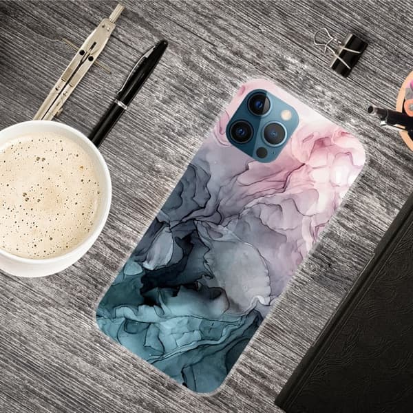 Marble iPhone 15 Plus Suojakotelo - Rose And Greyish Blue Clouds Blue