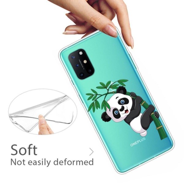 Deco OnePlus 8T skal - Panda Klättrar På Bambu Transparent