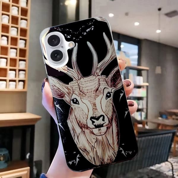 iPhone 16-etui med mønsterutskrift Fleksibelt deksel Mobiltilbehør Engros - Hjortehode Brown