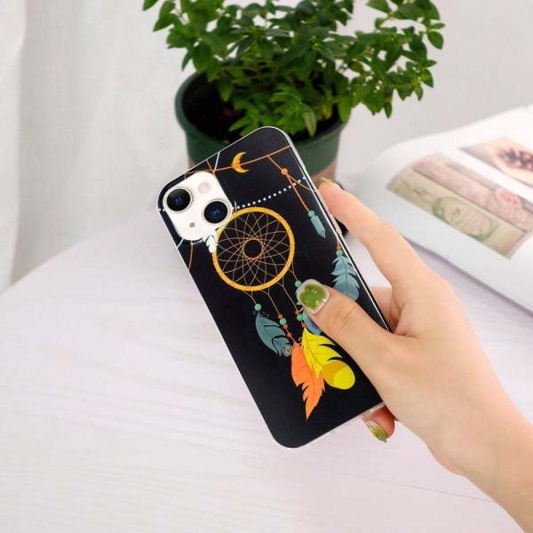 Deco iPhone 14 Suojakotelo - Black Wind Chimes Multicolor