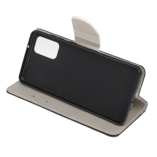 Wonderland Motorola Moto G9 Plus flip case - Don't Touch My Phon Black