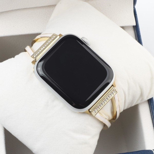 Rhinestone urrem i rustfrit stål til Apple Watch Series 6 / 5 44 Gold