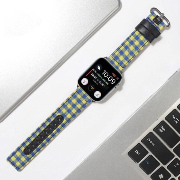 Apple Watch Series 6 / 5 44mm plaid nylon watch band - Yellow / Gul