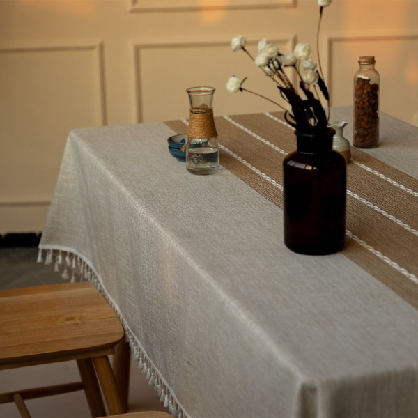 Modern Bordduk med Fransdesign, Skrynkelresistent & Dammskyddande, Dekorativt Bordöverdrag för Matrum, Uteplats eller Caféanvändning, Lätt att Sköta