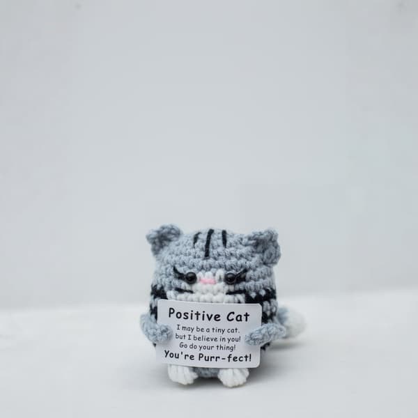 Hæklet Positive Vibes Strikket Dukkevedhæng - Panda Panda
