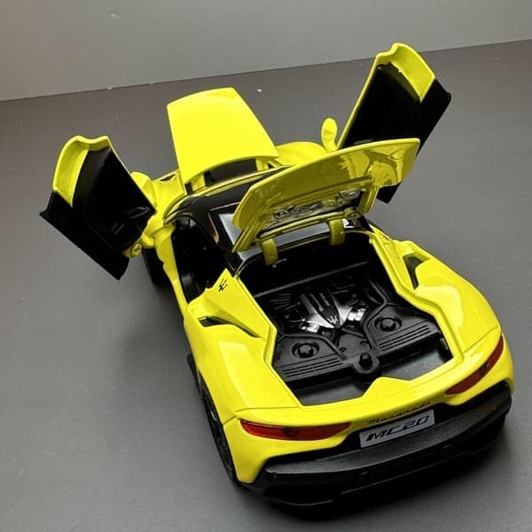 Alloy bilmodel 1:32 MC20 sportsvogn lyd- og lyslegetøjsbilmodelpynt
