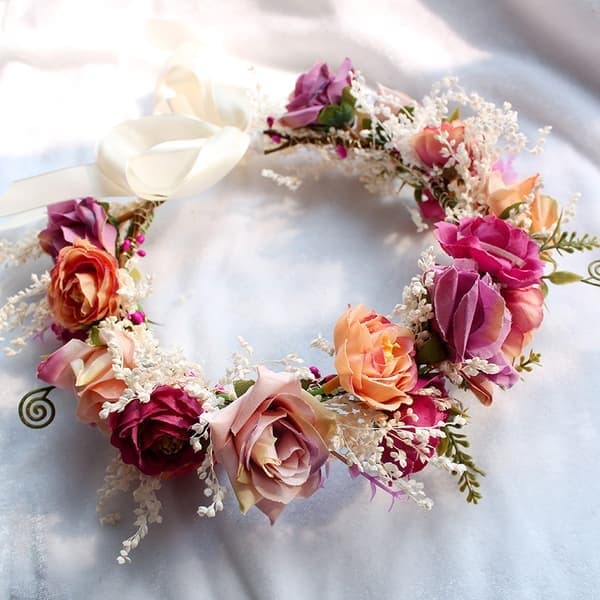 Blomsterkrans til kvinder til midsommerfest, lilla