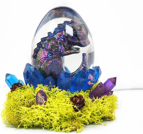 Drageegg silikonform Drage støpeform med 8 cm hvit lysbase