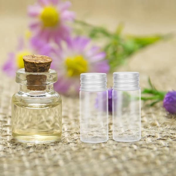 24 st 15 ml klara glasflaskor, liten vätskeprovflaska med skruvkorkar