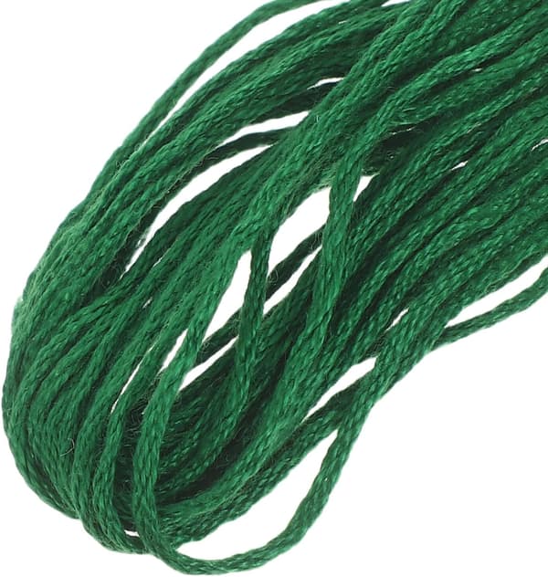 30 st grönt broderigarnset 8m bomullstråd för sömnad hantverk DIY-projekt korsstygn polyester-bomull