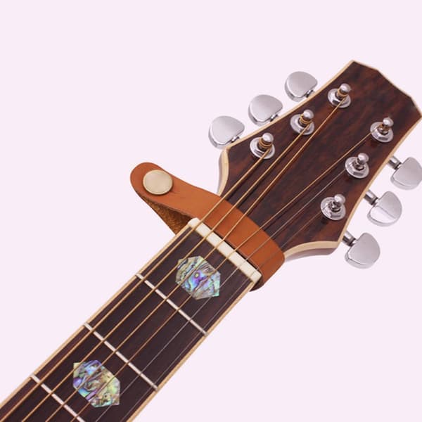 2st Gitarrhuvudrem Mikrofiber Fäst Gitarrhalsrem Robust Slitstark Säker Adapter för Musiker