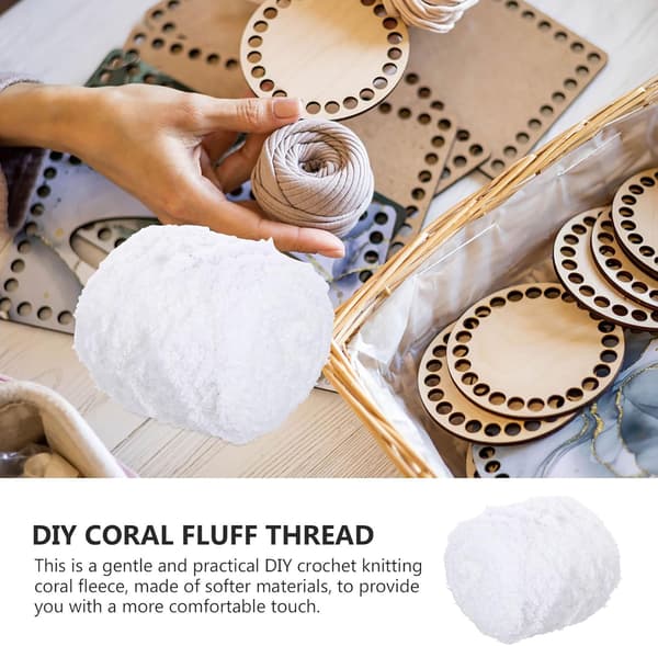 2 stk. hvit korallfleece kamgarn for DIY strikking og hekling