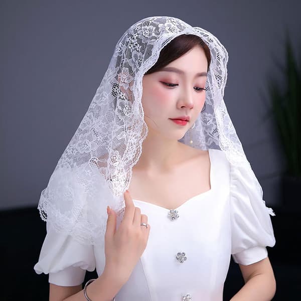 Blondedislør Bryllupsslør Elegant Blomstermønster Kort Mantilla Skjerf