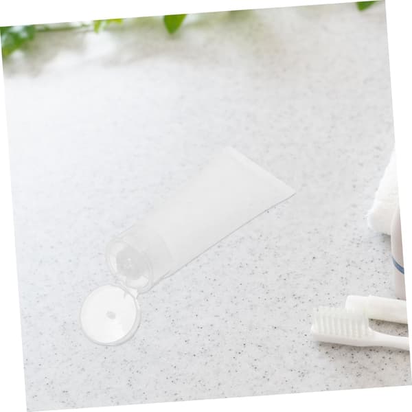 50 st små reseflaskor 50 ml påfyllningsbara plasttuber med snäpplock