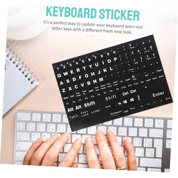 2 ark universelle engelske tastaturklistremerker, komplett sett med bokstaver for bærbar PC, robuste bokstaver, enkle å skrelle av og feste
