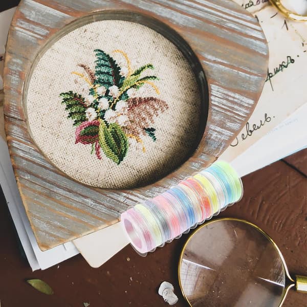 Lysende sytråd multifunktionel broderitråd 3-trådet 12 farver DIY polyesterfloss