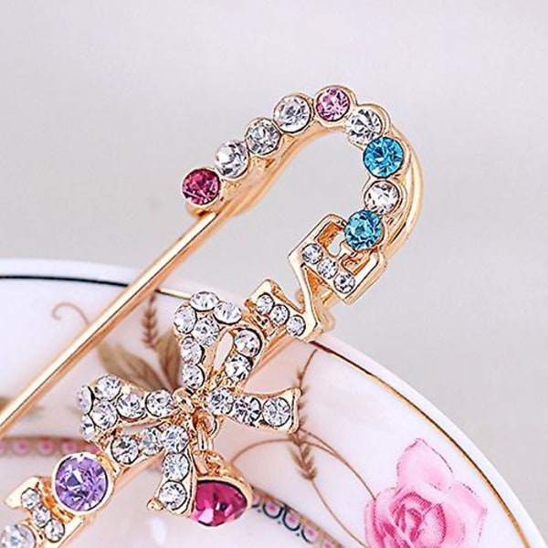 Mode Söt Brosch Nål Rosett Strass Broscher Damhatt Väska Sidenhalsduk Spänne Bröstficka Stift