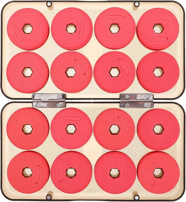 Fiskesnelleboks med 1,7 cm diameter, rommer 16 sneller, EVA- og ABS-materiale
