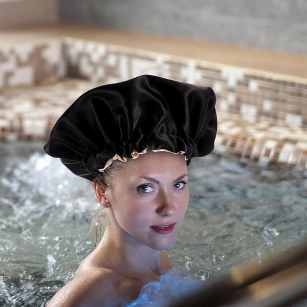 Dobbeltlags justerbare dusjhetter for kvinner, 2 stk badehetter med elastisk bånd for spa