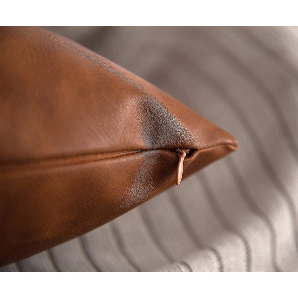 Faux Läder Kuddfodral, 18 X 18 Tum Set Om 2 Tjocka Cognac Bruna Moderna Solida Dekorativa Kvadratiska Sovrum Vardagsrum Kuddfodral För Soffa