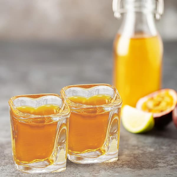 6 stk. Glas Hjerte Krus Hjerteformet Glas Kop 45ml Stabil Base Romantisk Stil og Bryllupper