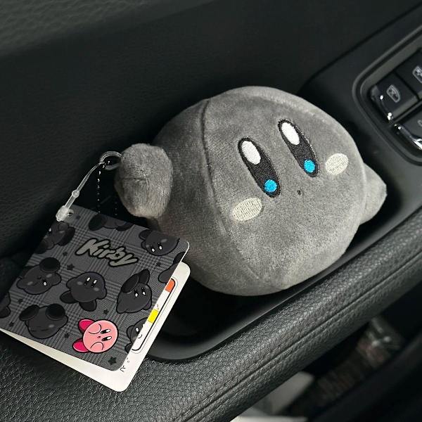 2023 Ny Hot Kirby Grå Kawaii Rygsæk Hængende Nøgle Mode Figur Plyspuppe Børns Legetøj Mimikyu B