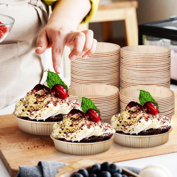 100-pakning 4-tommers bakepapirformer, engangs cupcake-former for muffins