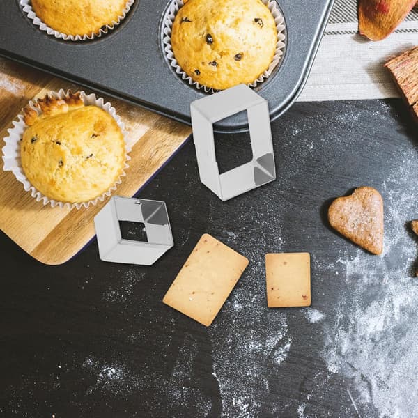 Pepperkakehus Kakestikkere Sett Rustfritt Stål 3 Stk, Trygge og Robuste Julebakeredskaper