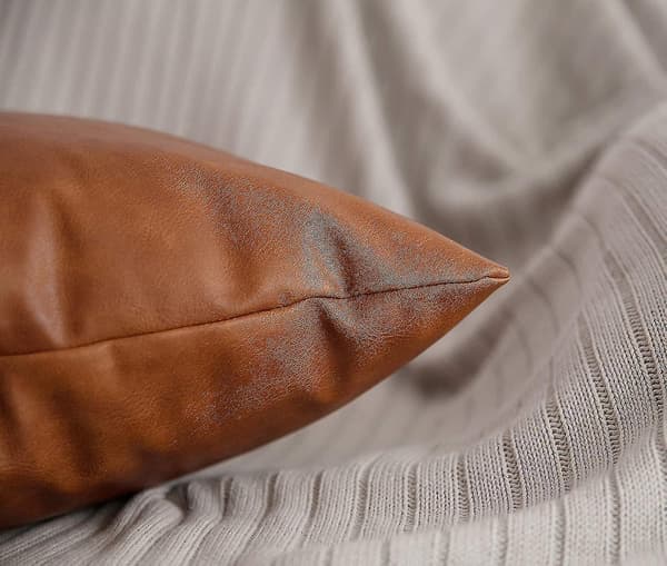 Faux Læder Pudebetræk, 18 X 18 Tommer Sæt Af 2 Tyk Cognac Brun Moderne Solid Dekorativ
