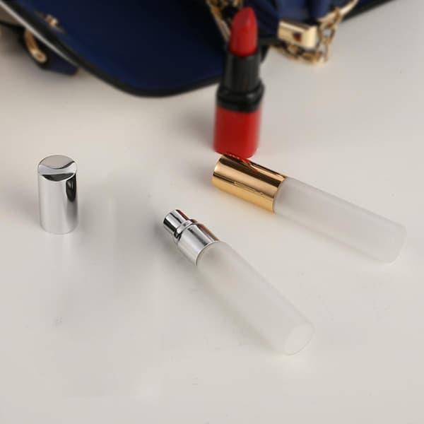 6st Mini Frostat Glas Sprayflaskor Små Tomma Påfyllningsbara Bärbara