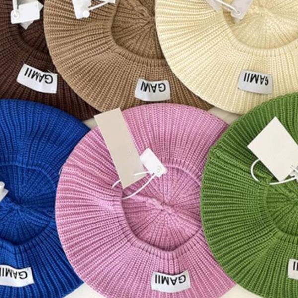 Naisten löysä beret-maalarinhattu Aikuisten uutistenmyyjän hattu Beret-liput Ranskalainen beret-hattu Blue