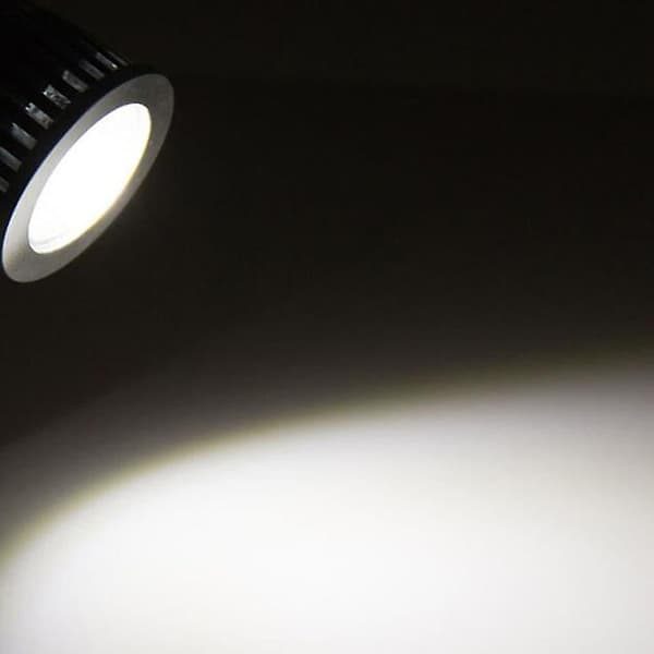 9 stk. 12W LED Pære Spotlight 1200lm E14 E26 E27 Gu10 Gu5.3