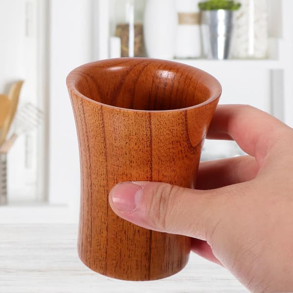 Bärbar kaffemugg i trä för kontor och studentrum med modern stil