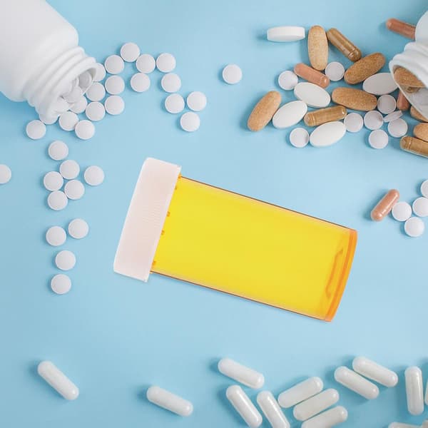 20 st bärbara pilleraskar tomma medicinflaskor i plast tablettdispenseringsflaskor