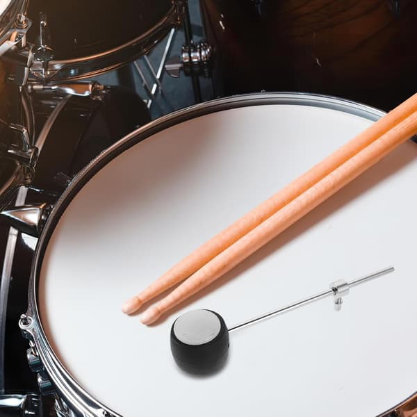 Basstrommepedal og profesjonell trommeslageres erstatningshammer