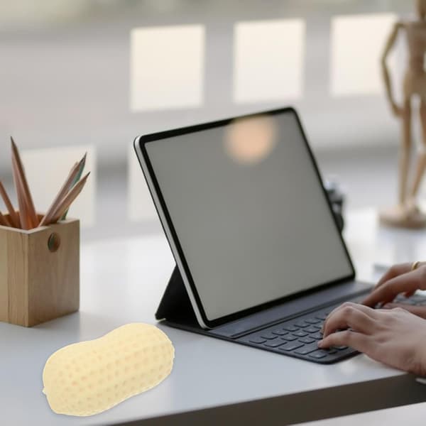 Peanøttformet klemme laget av TPR-materiale, behagelig for hender og håndledd, lett å klemme