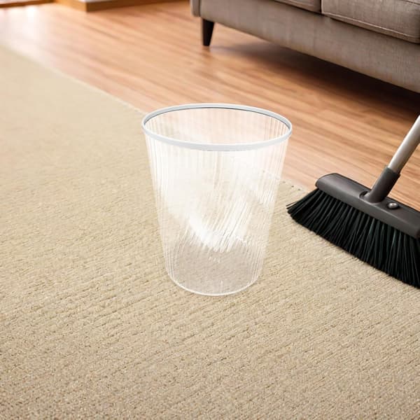 Søppelbøtte med enkelt vedlikehold og plassbesparende design, laget av solid PP-materiale