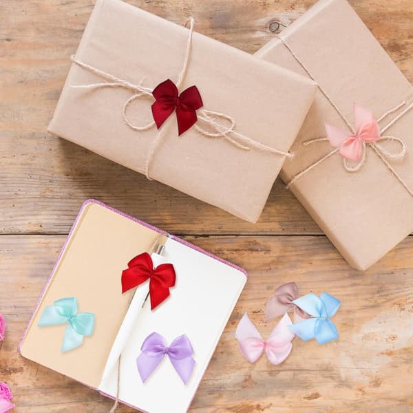 180 stk. Mini Satinbuer i Assorterede Farver Inklusive Sort, Lys Guld