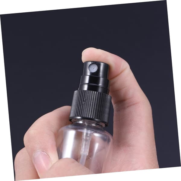 Fina dimsprayflaskor slumpmässig färg bärbara 12 st 30 ml påfyllningsbara resesprayflaskor