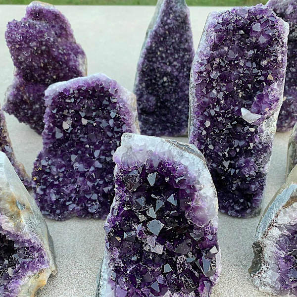 1 st 200-900g Naturlig Ametist Geode Kvartskluster