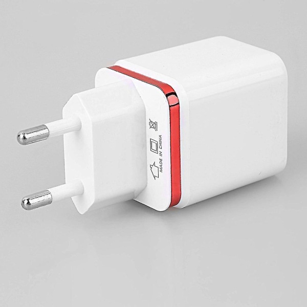 Universal 4-porttinen USB matkaseinälaturi EU Plug Adapter
