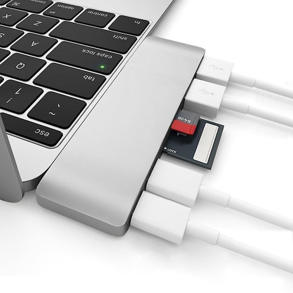 USB Type-C -keskitin 6-in-1, kaksi Type-C -liitäntää