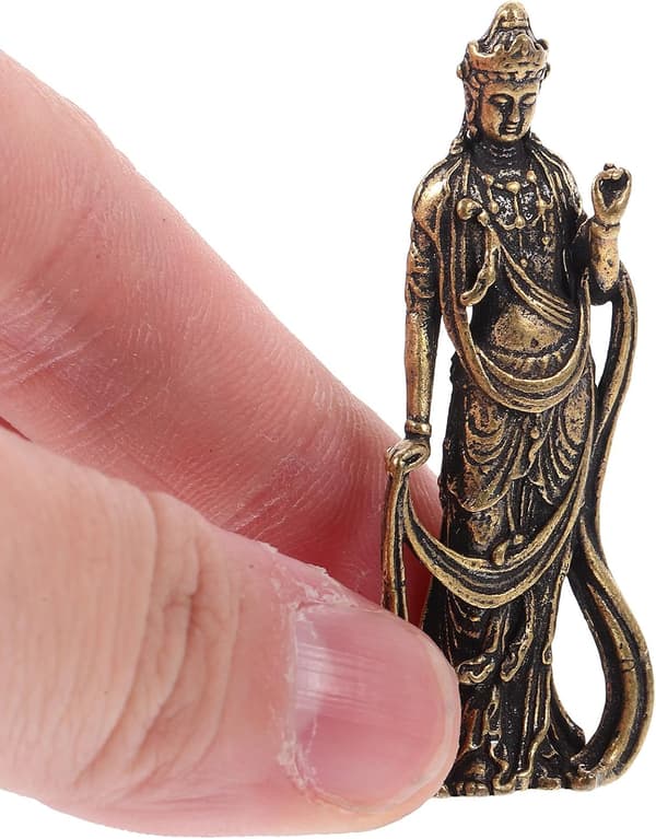 Messing Bodhisattva-statue for hjemmekontordekorasjon Antikk stil messingpynt