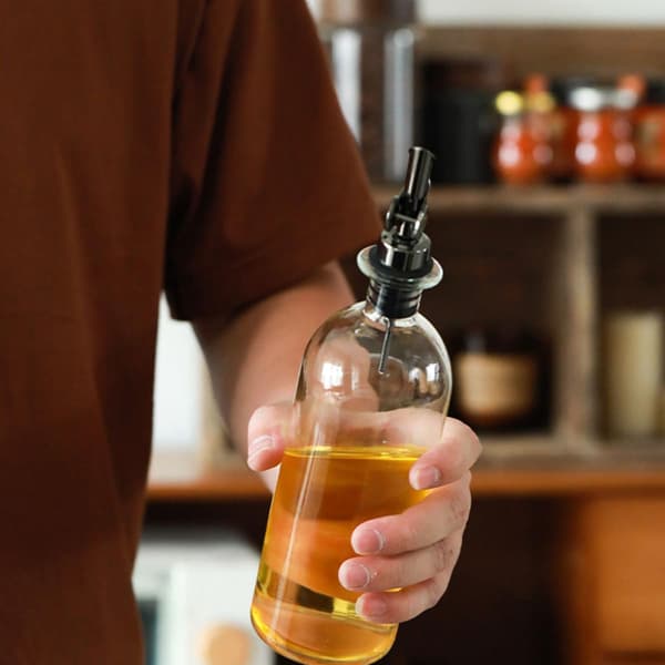 2-pack oljeflaskor i glas 500 ml oljeförvaringsbehållare med robust design lämplig