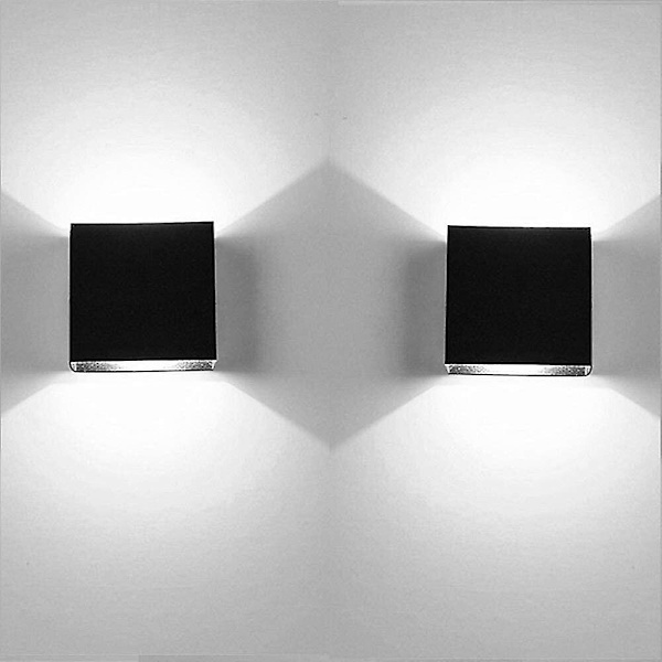 2-pak Moderne Vegglampe LED Hvit Svart Dimbar Tofarget