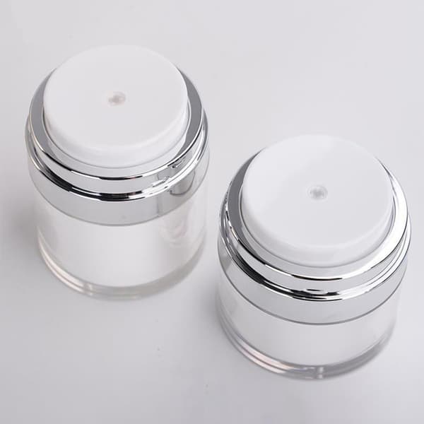 Luftlösa pumpburkar 2 st 15 ml fuktkrämsdispenserflaskor push lotionbehållare