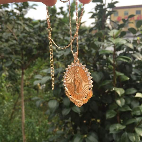Kvinnors Rhinestone Hängehalsband Retro Tillbehör Hantverk